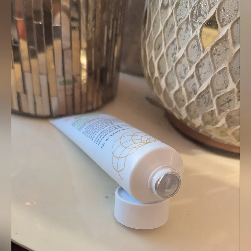 Brand New Goldfaden MD Radiance Whip Brightening Treatment Mask Full Size